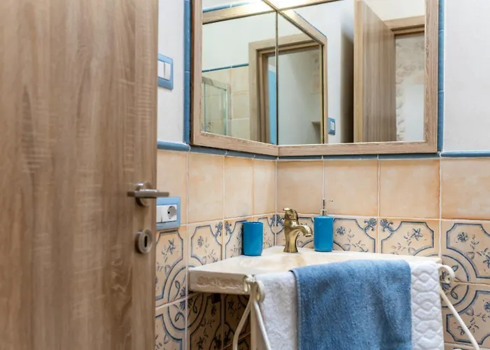Philos By Rentbeat Villa *